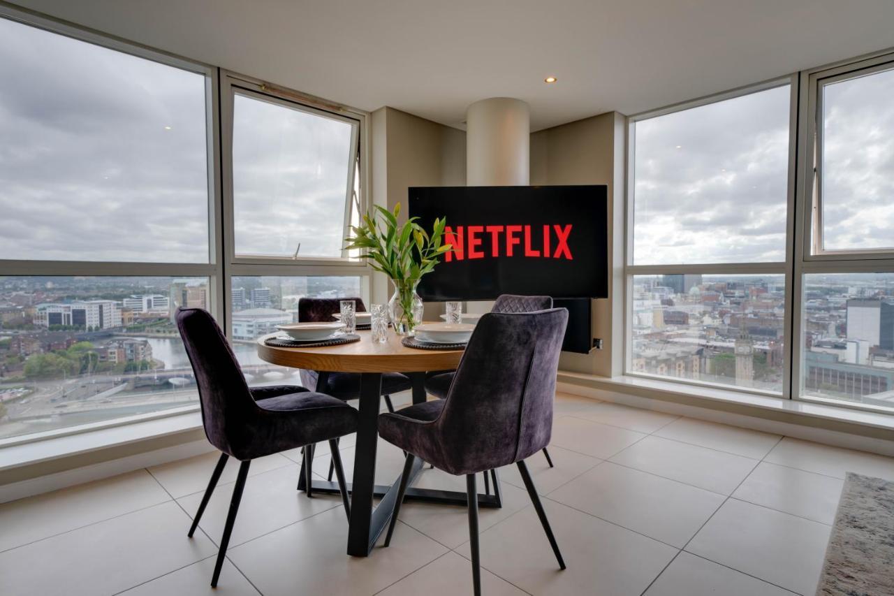 Tallest Building In The City Centre Sleeps 5 Incredible City Mountain And Lagan Views Belfast Extérieur photo