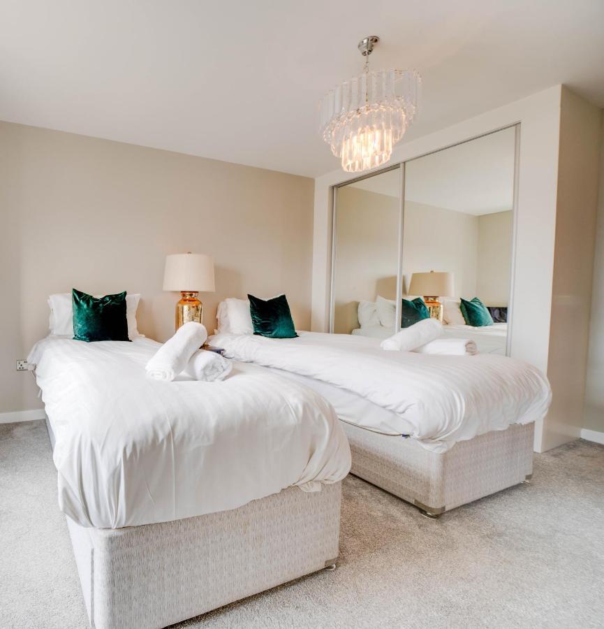 Tallest Building In The City Centre Sleeps 5 Incredible City Mountain And Lagan Views Belfast Extérieur photo