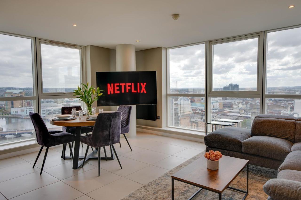Tallest Building In The City Centre Sleeps 5 Incredible City Mountain And Lagan Views Belfast Extérieur photo