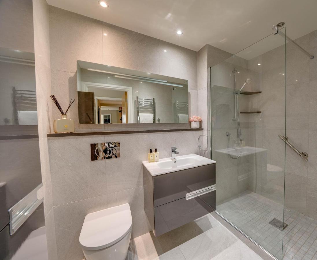 Tallest Building In The City Centre Sleeps 5 Incredible City Mountain And Lagan Views Belfast Extérieur photo